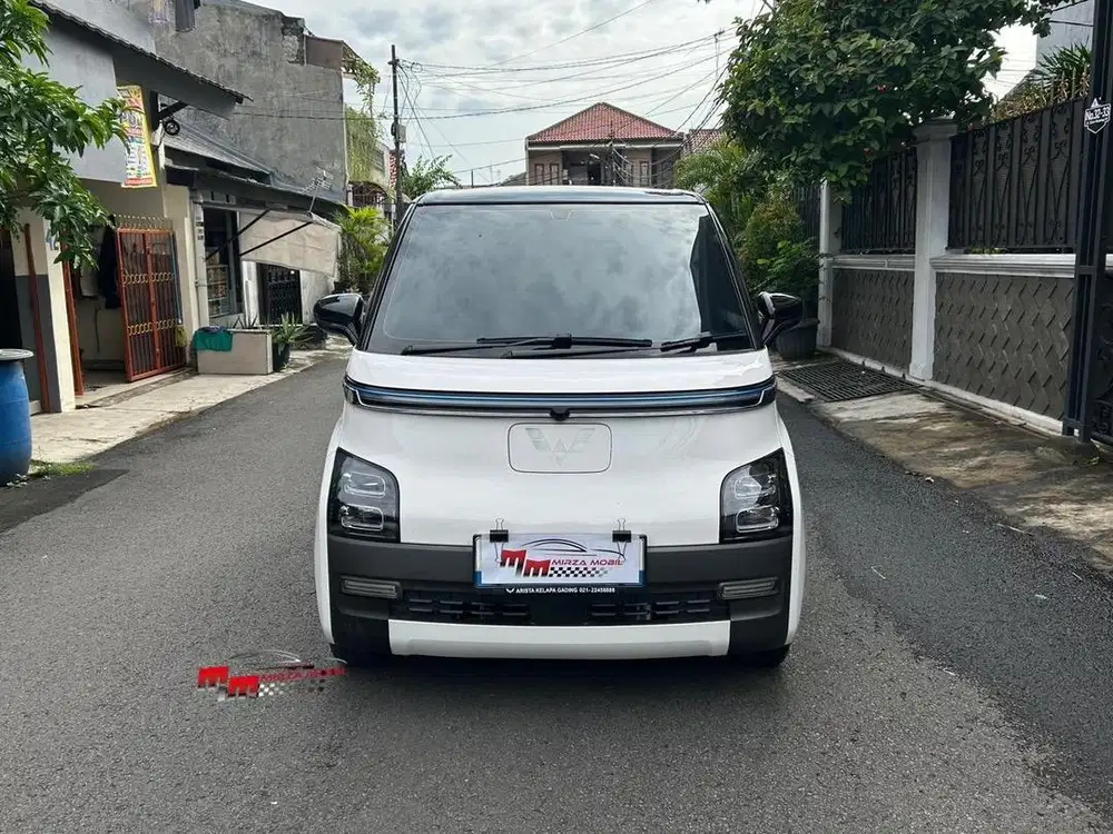 WULING AIR EV LONG RANGE 300 KM AT 2024 Warna Putih
