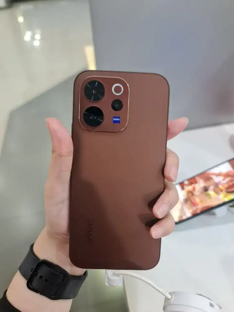 Vivo V70 internal 256 garansi resmi bisa kredit