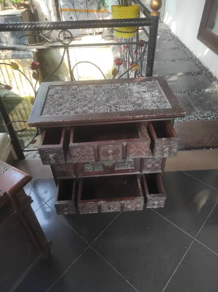 Meja jati asli Jepara