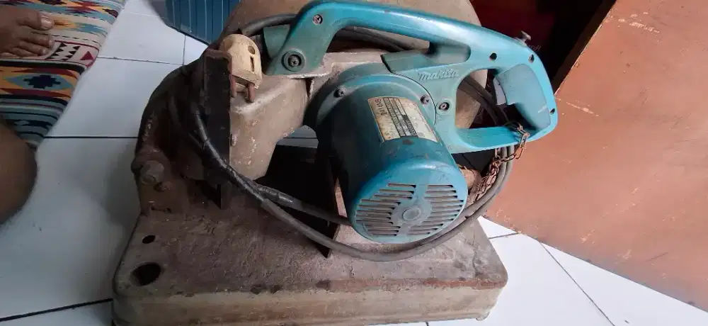 Jual mesin Chutin Whell 14 inch MAKITA