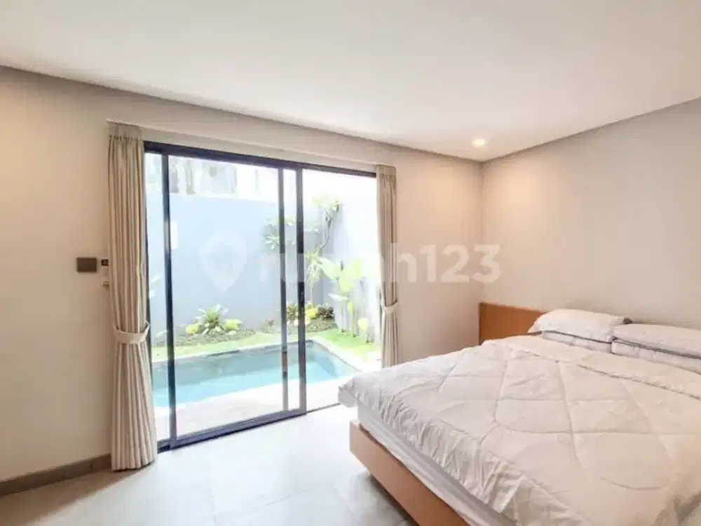 Modern Luxury Villa For Rent In Canggu