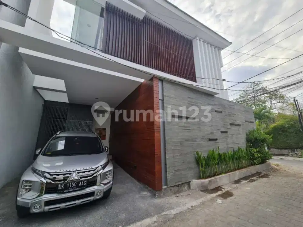 Modern 3 Bedroom Villa For Rent In Umalas
