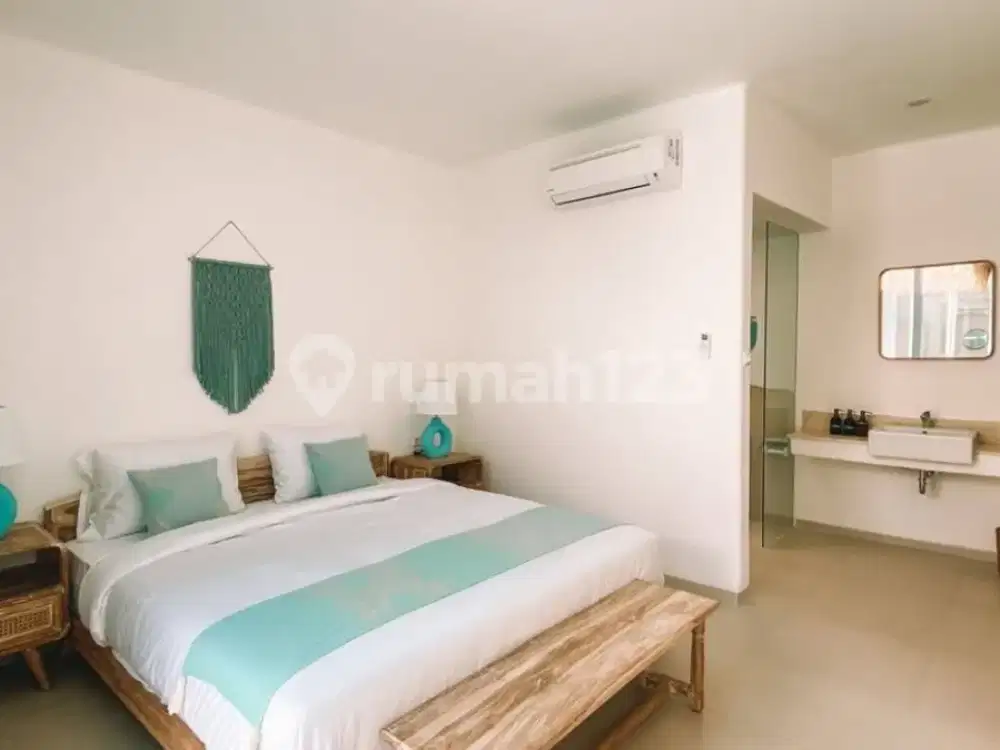 Santorini 3 Beds Villa In Ungasan For Rent