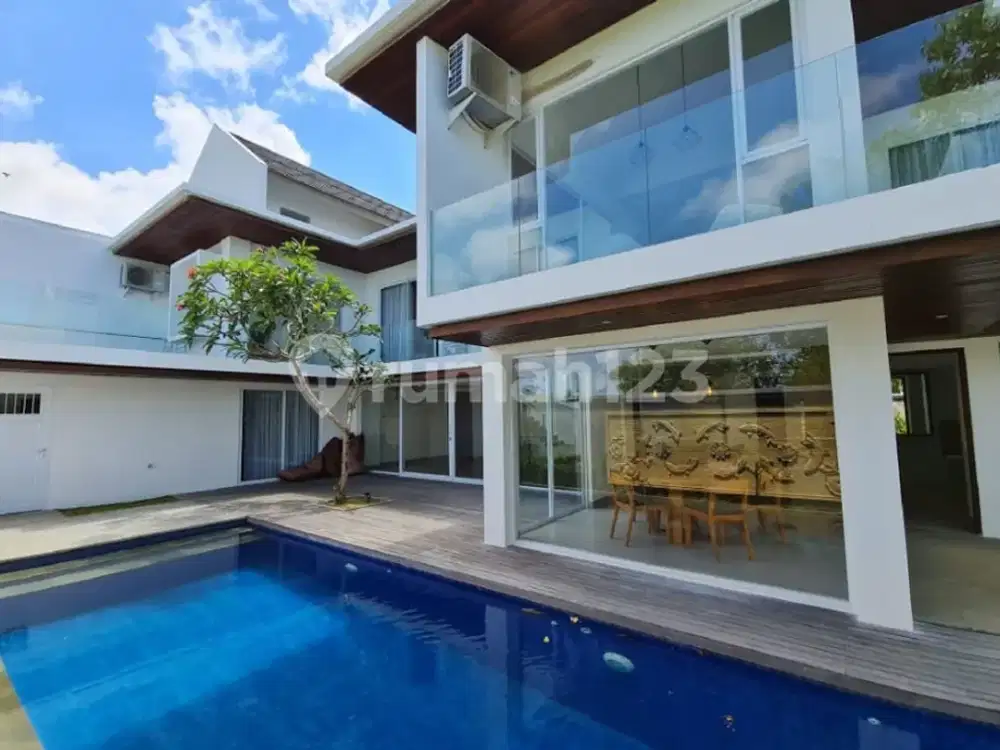 Six Bedrooms Villa Ungasan With Green Hills And Ocean View
