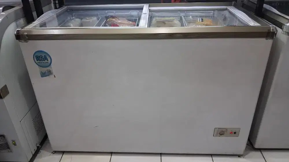 Bismilah di jualFreezer Sliding Glass RSA XS-320 288 Liter