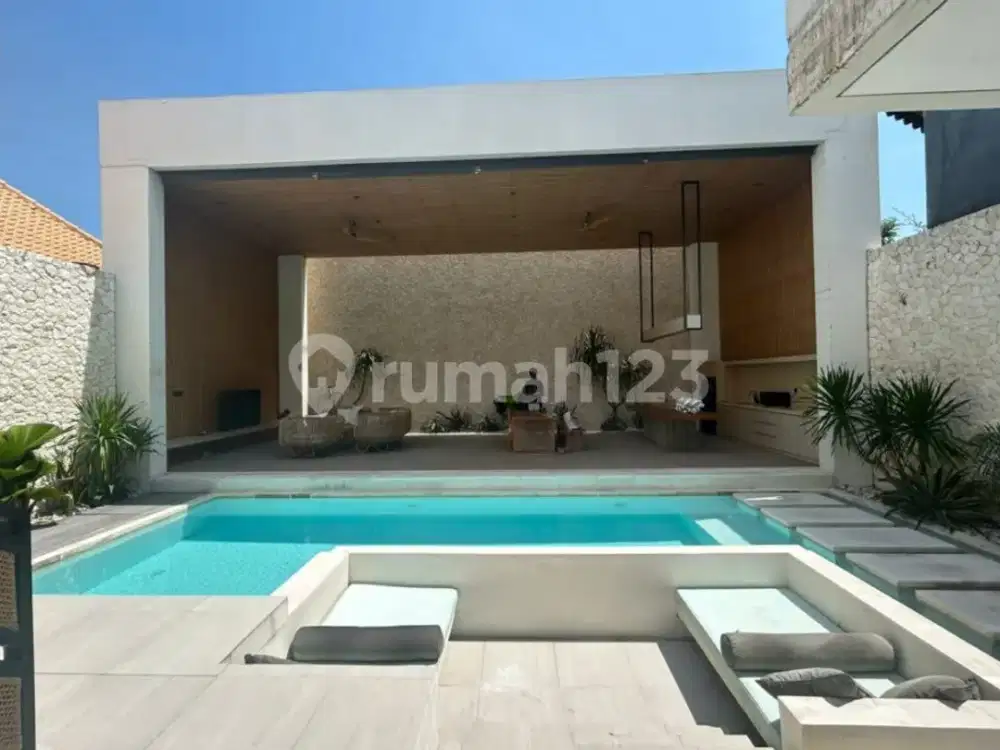 FOR SALE AMERICAN STYLE VILLA IN CEMAGI