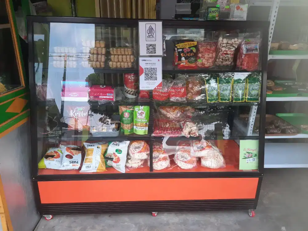 Dijual Etalase untuk roti ,kue