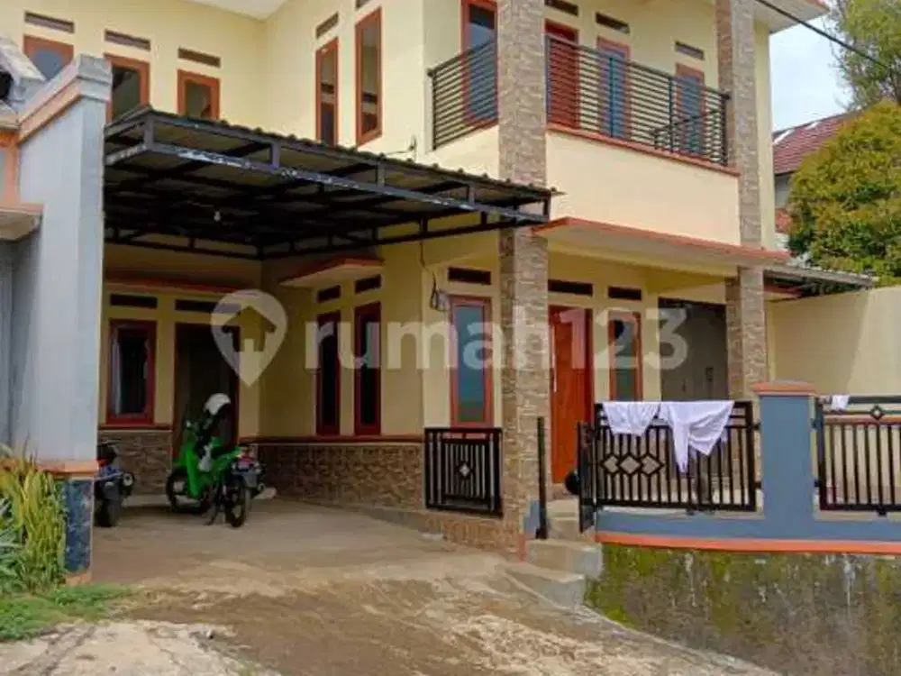 Rumah Siap Huni 2 Lantai Di Sumedang