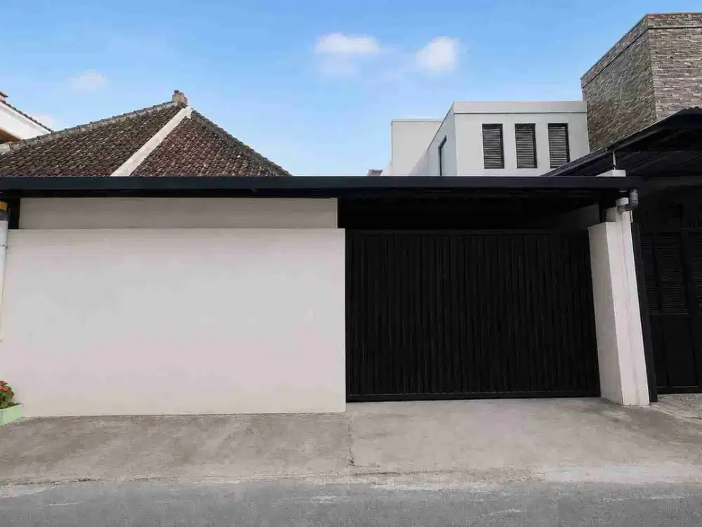 rumah siap huni tengah kota solo dekat pinggir jalan