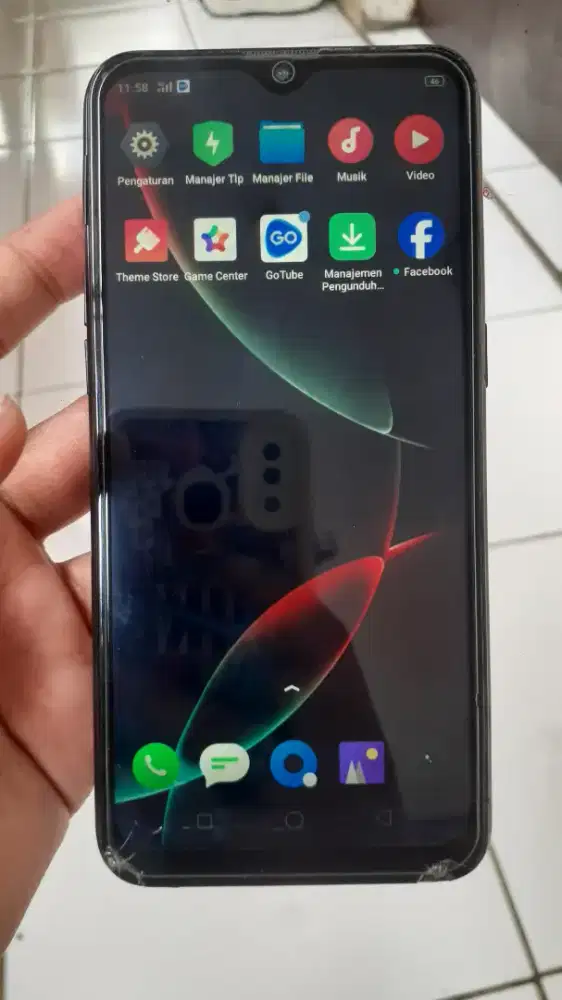 Realme C2 4G 2/32 layar 6.2 inchi orian