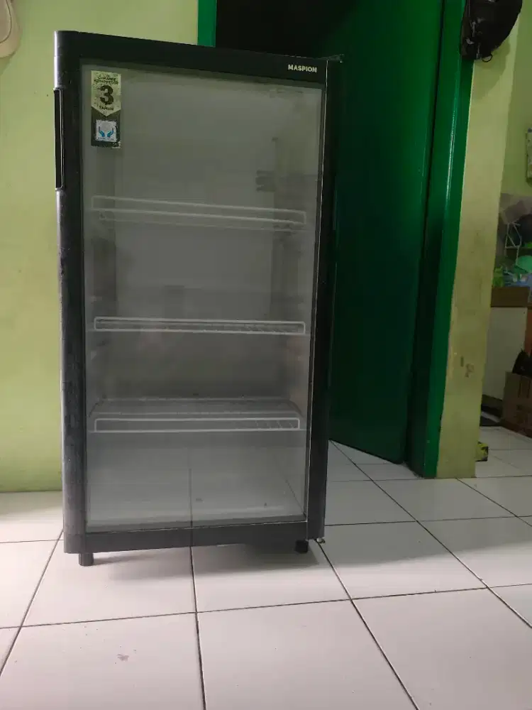 SHOWCASE MASPION 3 RAK BERFUNGSI NORMAL