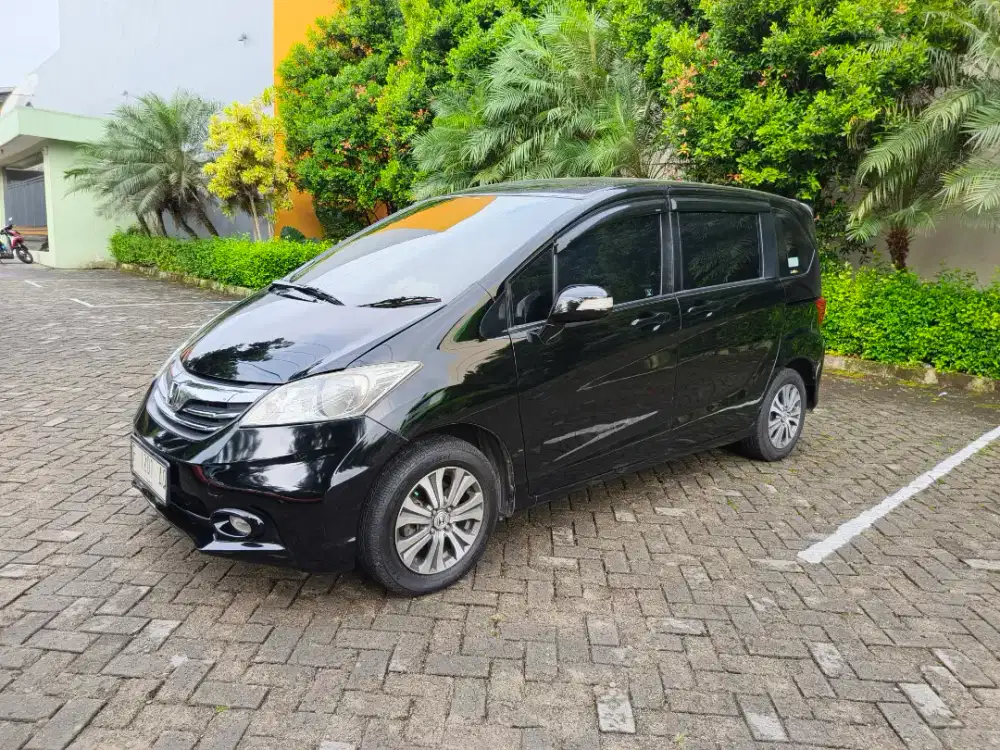Honda freed E PSD 2013 facelift