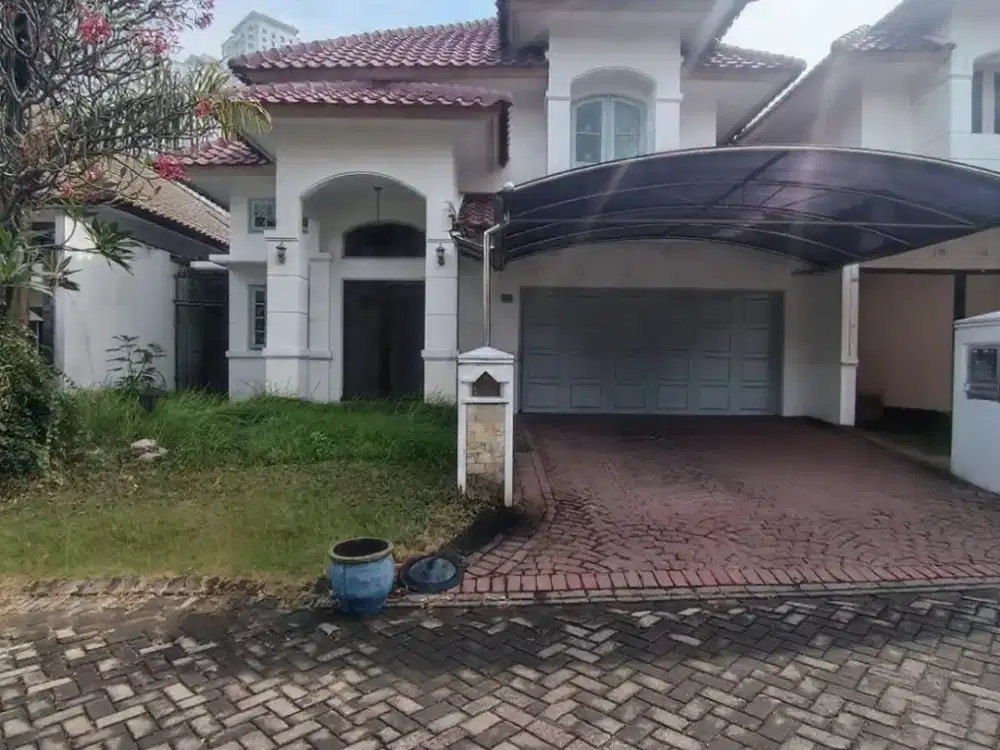 Rumah Pakuwon Indah Cluster Terdepan Furnish 3 Kamar Tidur