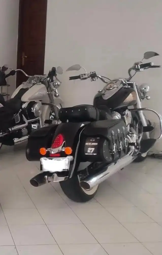 Jual motor indian chief vintage 2014 pribadi harga 255 juta nego