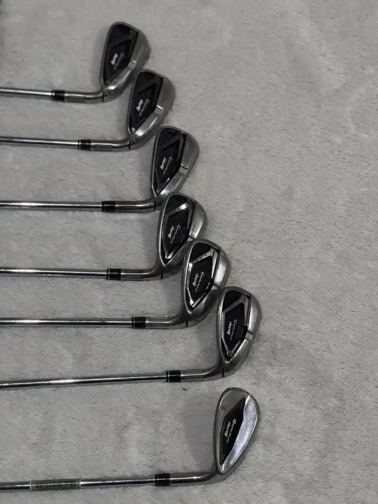 TaylorMade M4 Iron Set 5-S | Forgiving & Jarak Jauh, Cocok Semua Level
