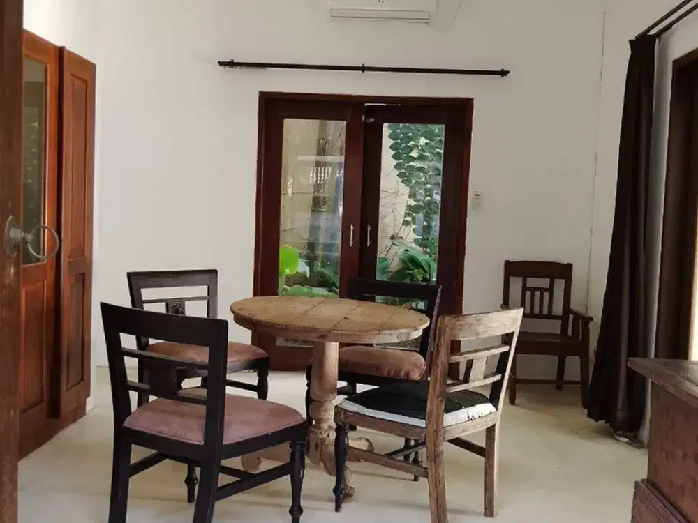 Villa 2 Lantai Style Luxury Wooden Disewakan, di Sidakarya Denpasar Selatan