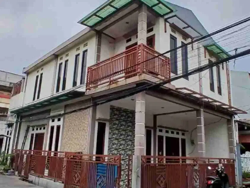 DIJUAL RUMAH MURAH 2 LANTAI LOKASI STRATEGIS