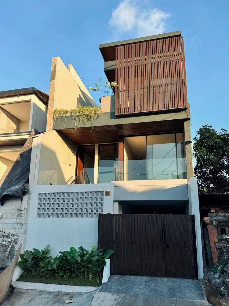 DI JUAL VILLA DENPASAR DEKAT KEROBOKAN DAN SEMINYAK BALI