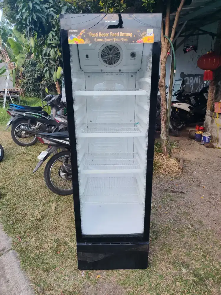 Showcase polytron ukuran paling besar normal semua