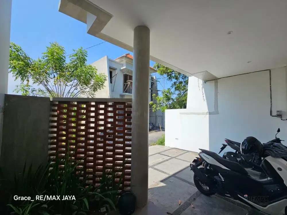Rumah Baru dalam komplek Dijual, di Ubung, dekat Taman Rama School