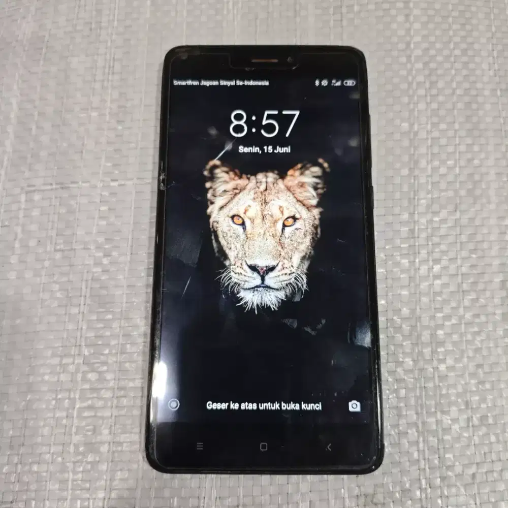 Xiaomi redmi 4x 3/32gb normal siap pakai