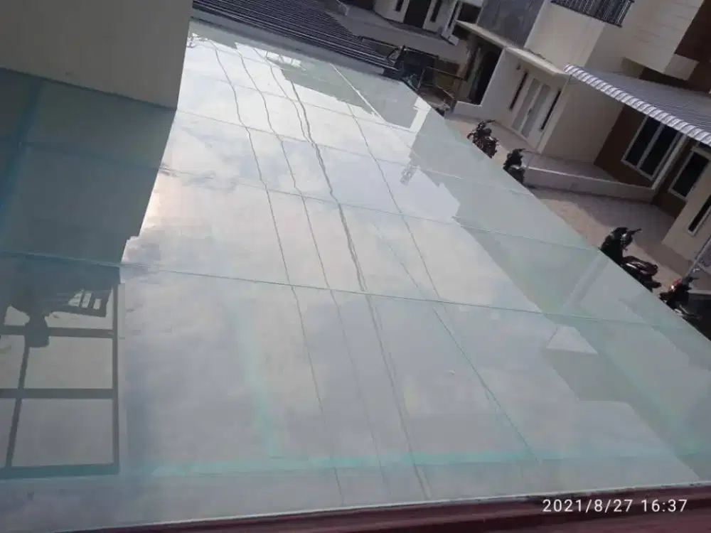 Kanopi kaca tempred glass kabus