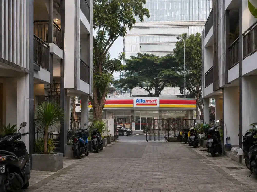 Rukost Exclusive 1M an dekat Poros Jalan Raya Merjosari Kota Malang