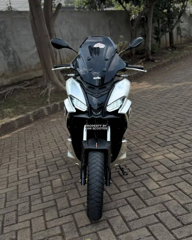 APRILIA SR GT 200 2024