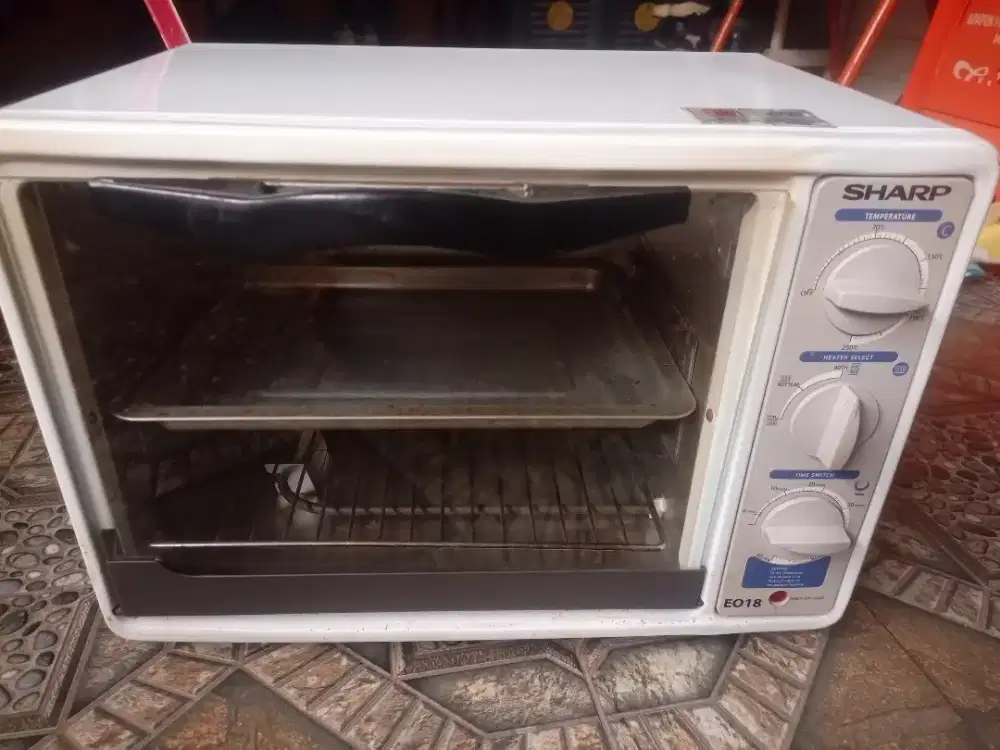 Oven listrik sharp 18 L, tawar sampai jadi