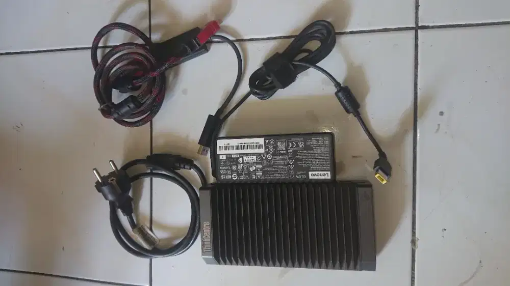 Mini pc lenovo think centre m90n-1 fullset Bekas Normal