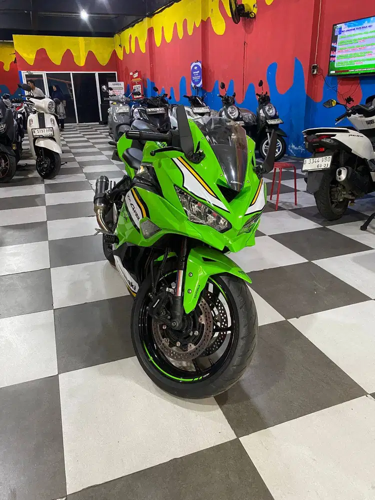 Kawasaki ZX4RR 2025