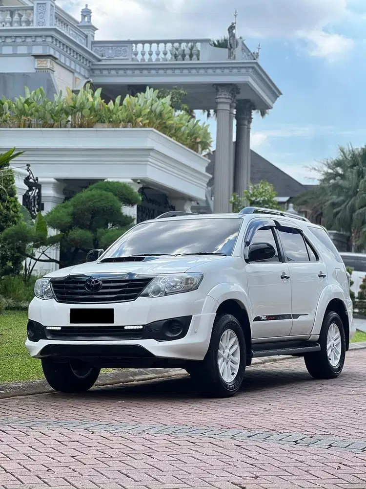 Toyota Fortuner Bensin TRD Look 2012