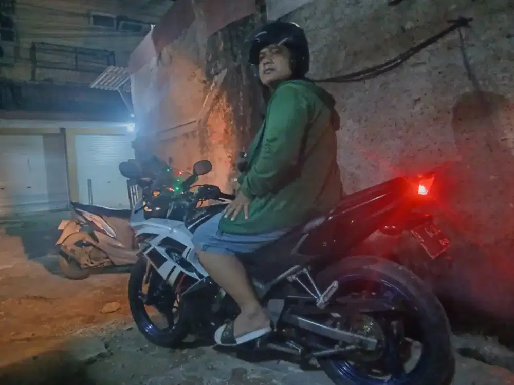 Sopir pribadi pengalaman