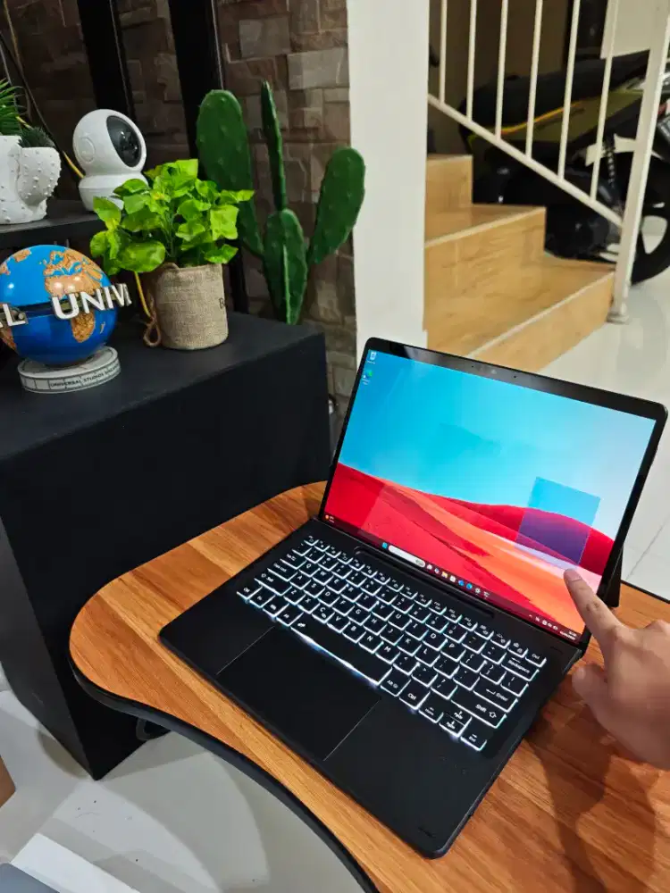 Laptop Microsoft Surface Pro SQ1 16/512 x rog msi nitro