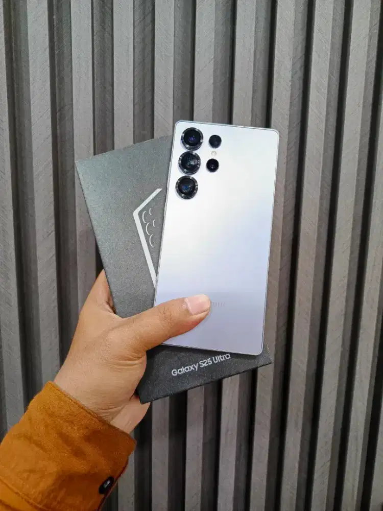 Samsung S25 Ultra 12/256Gb