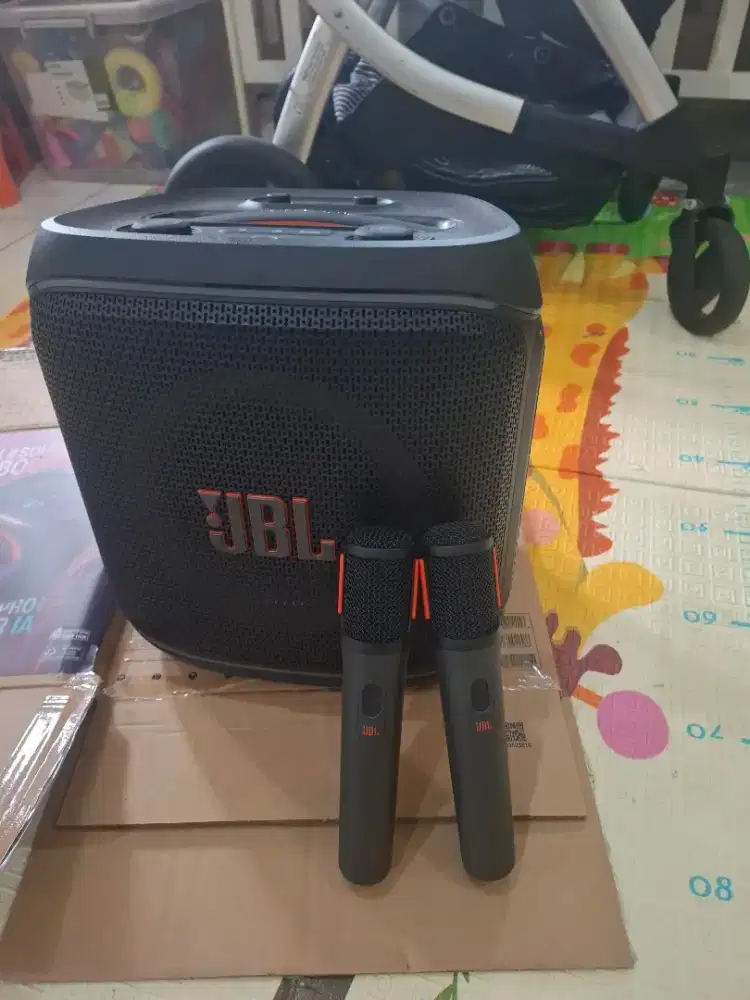 JBL Encore 2 with 2 Mic