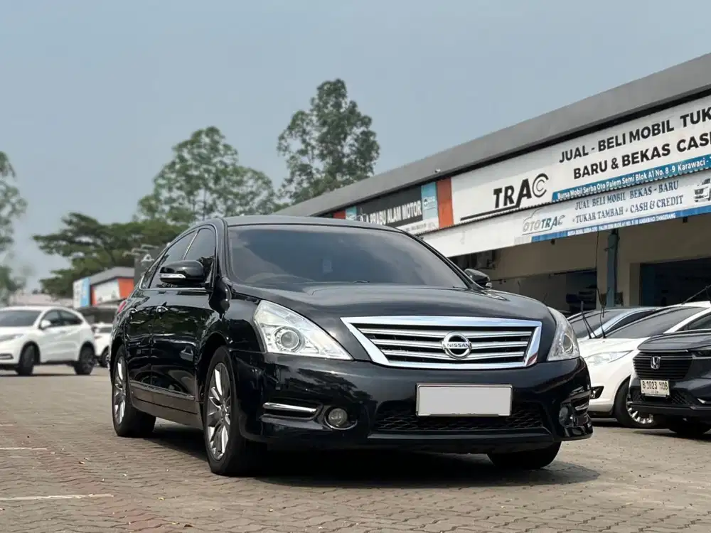 NISSAN TEANA 250 XV V6 2.5 AT MATIC 2013 HITAM