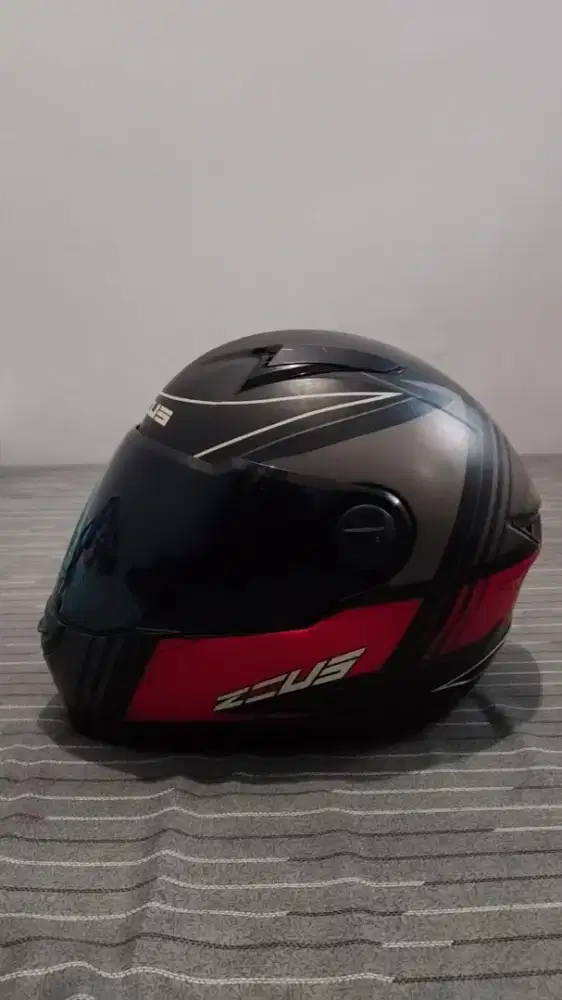 Jual Helm Zeus 811 matte black red