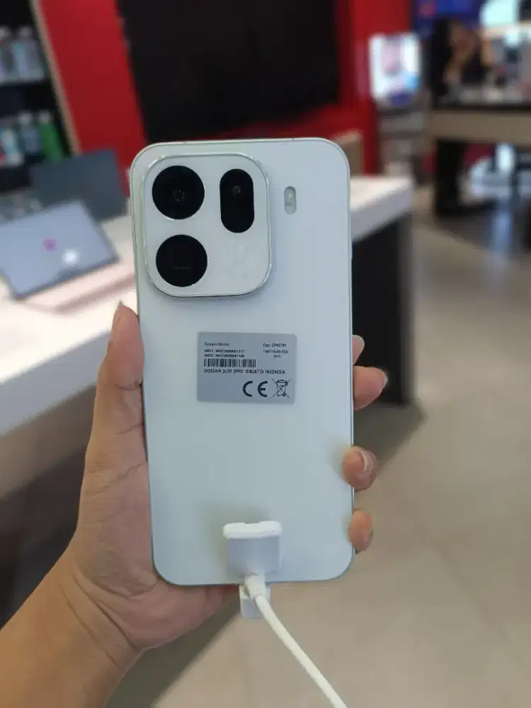 Oppo Find X9 Pro Ram 16Gb 512 Bisa Cicilan Bunga 0,99%