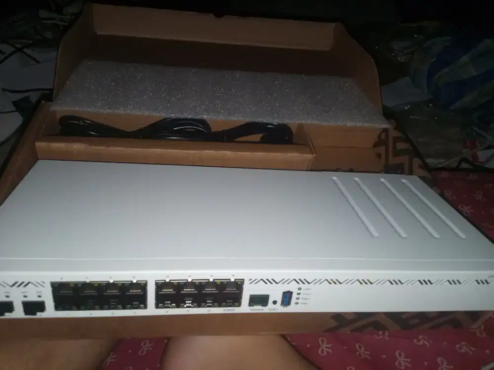 mikrotik ccr2004
