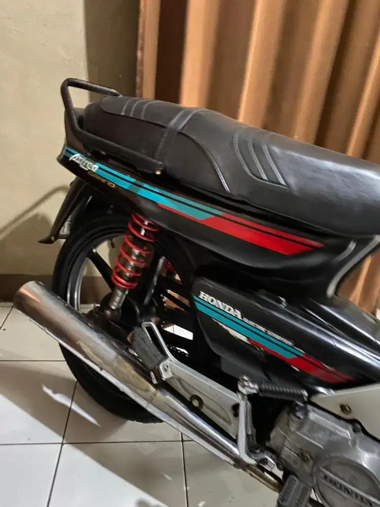 Honda astrea 1994 lengkap