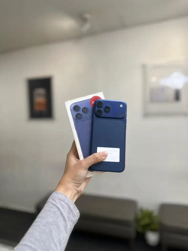 iPhone 17Promax Deep Blue 256Gb Ex Ibox Mulus Nominus Fullset Bergrsi