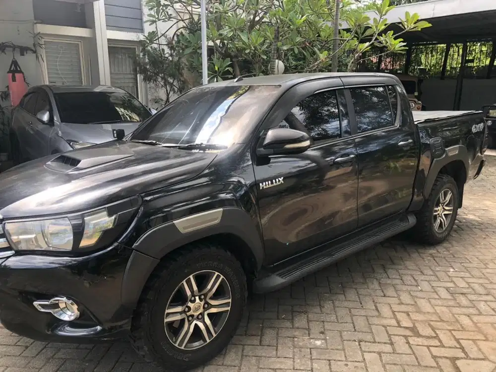 Hilux Revo DC 2.5 VNT tahun 2016