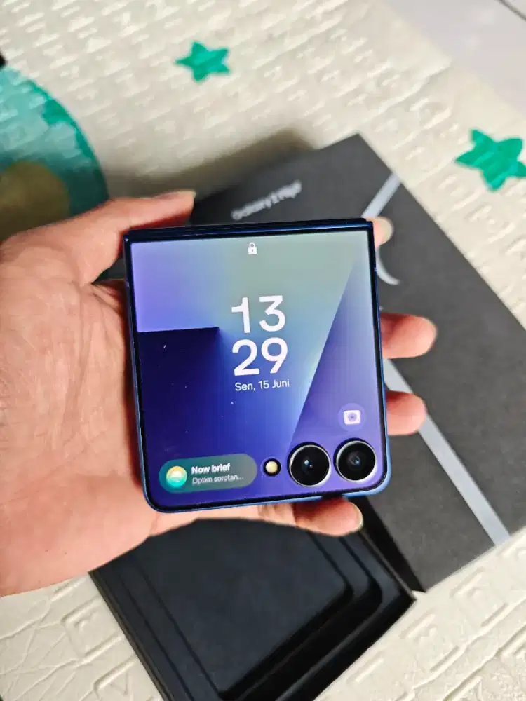 Samsung Z Flip 7 512 5G Mulus Fullset