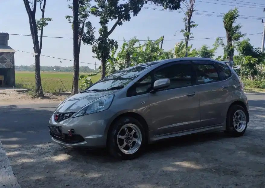 Honda Jazz 2009 Bensin