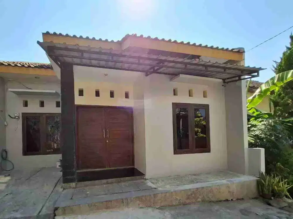 rumah cluster lingkungan nyaman dekat kampus UNS Mojosongo Jebres solo