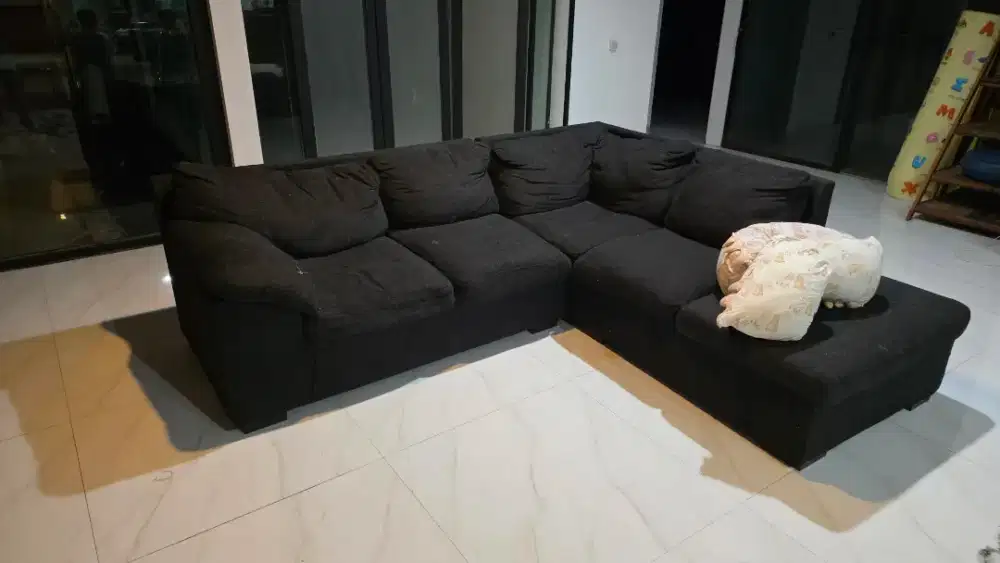 SOFA LATTER L warna hitam
