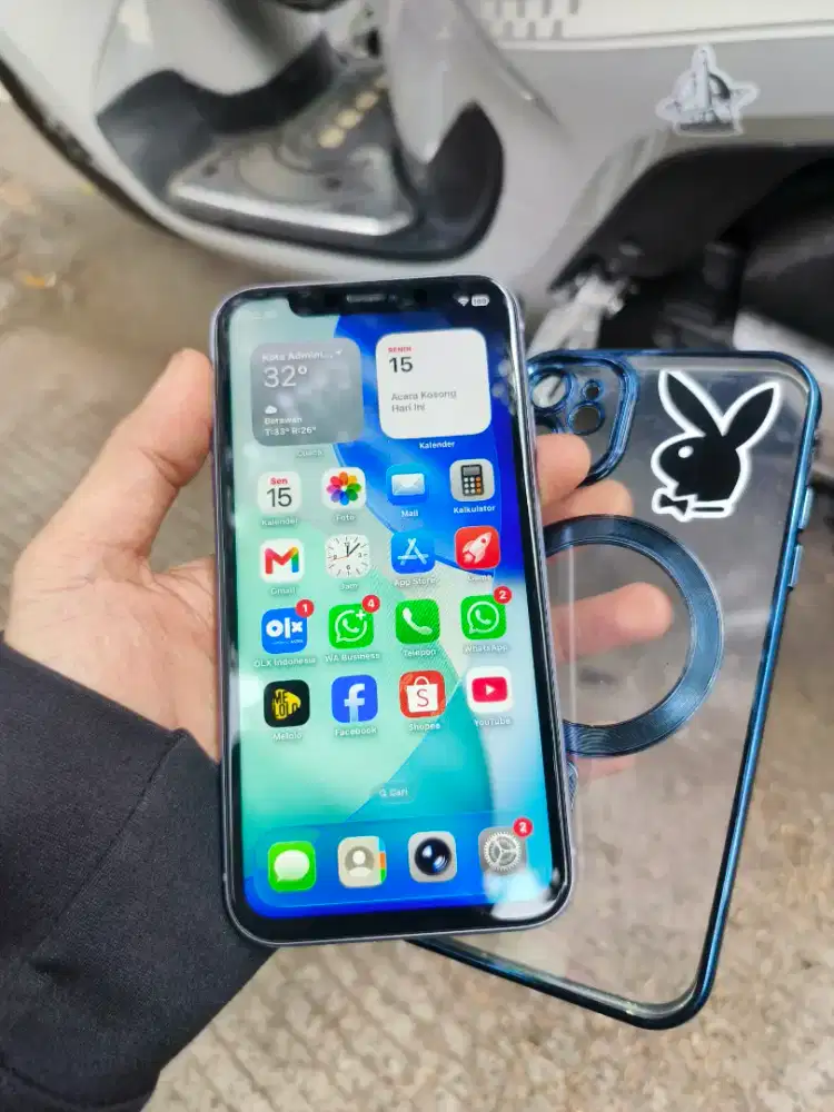 iPhone 11 128GB (Purple)