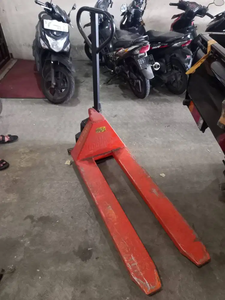 [DIJUAL CEPAT] Hand Lift HIPPO Bekas – Kapasitas 1 Ton
