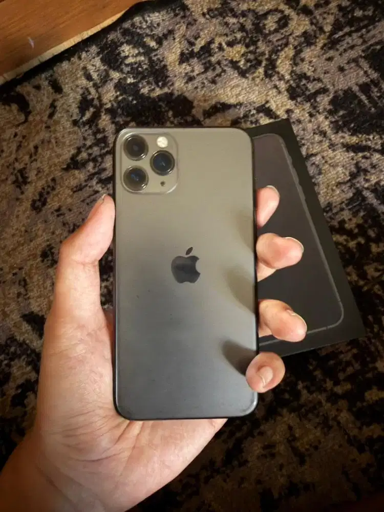 Iphone 11 pro 256 GB inter all operator no minus full set